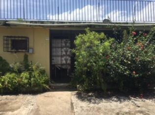 BJ7 Calle Yagrumo, Carolina, PR 00983