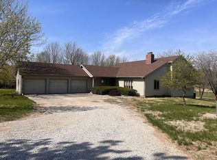 6801 Carger Ln, Lincoln, NE 68516