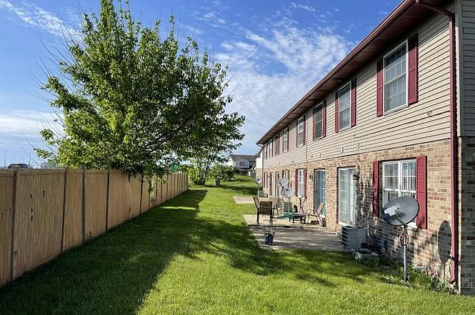 1241 James Ct #3 — Photo 5