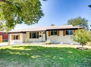 327 S Xanadu St, Aurora, CO 80012
