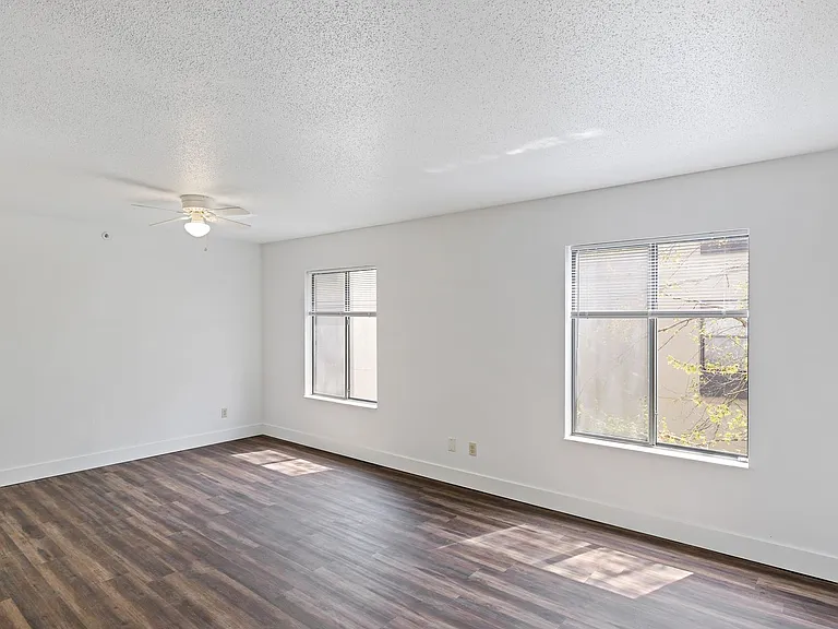 Kilgore Apartments (ANR Kalamazoo LDHA, LLC) — Photo 31