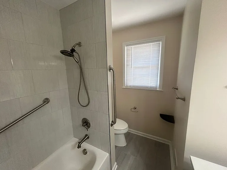 1015 Walters Ln — Photo 19
