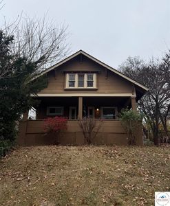 573 S Crescent Ave, Independence, MO, 64053