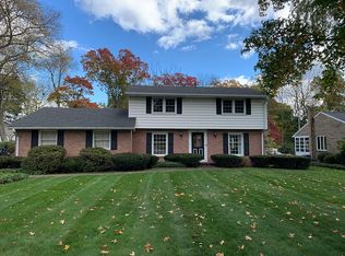 1738 Dunkeith Dr NW, Canton, OH 44708