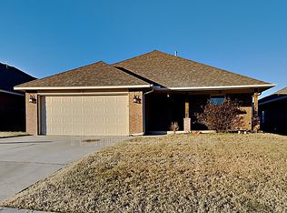 2417 Alta Vista Ln, Edmond, OK 73034