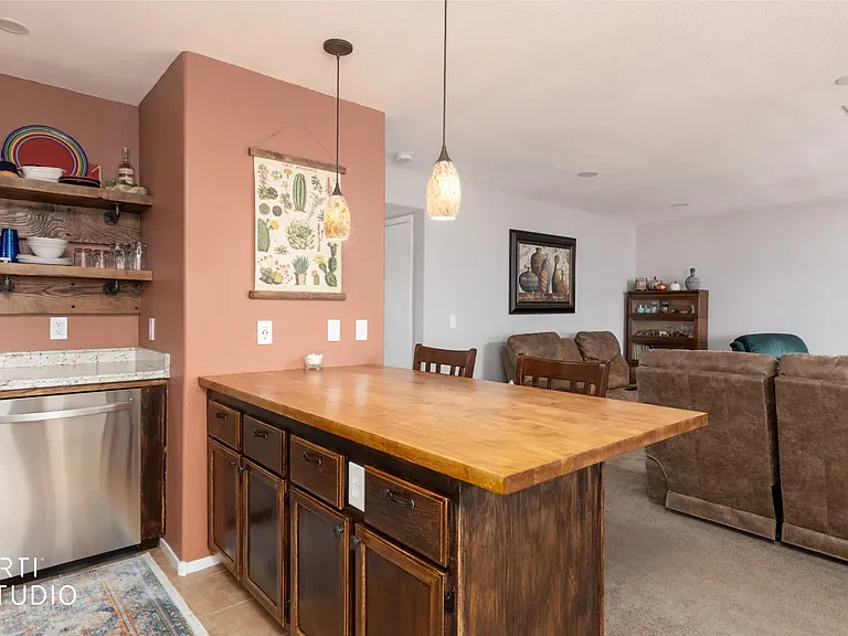835 Mesquite Springs Dr #201 — Photo 7