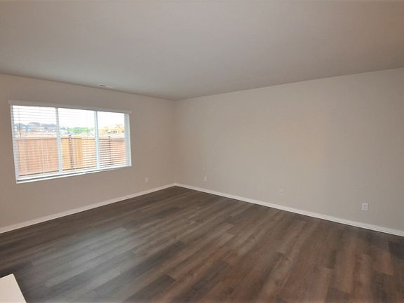 4th image of 18340 107th Ave E