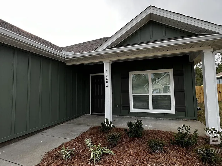 13608 Antler Hill Rd — Photo 2
