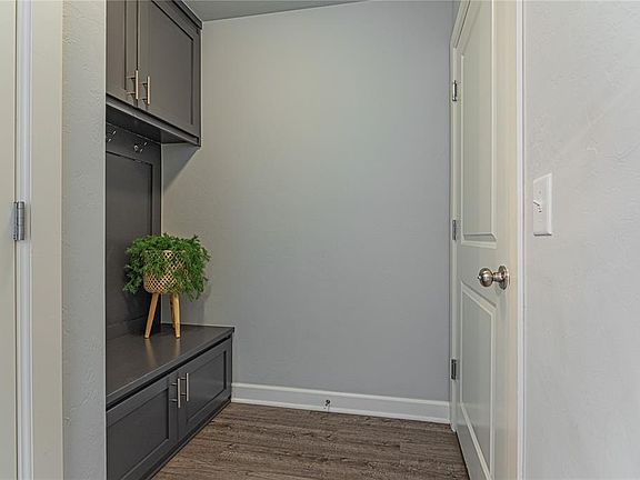 5th image of 1232 SW 154th Ter