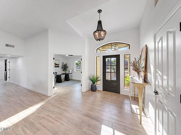 4th image of 14039 N 181ST Avenue