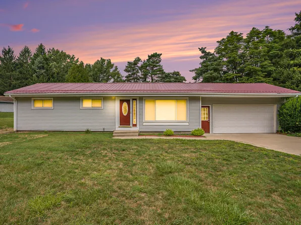 74020 15th Ave, South Haven, MI 49090