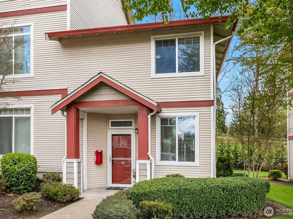 14816 29th Avenue W #B104, Lynnwood, WA 98087