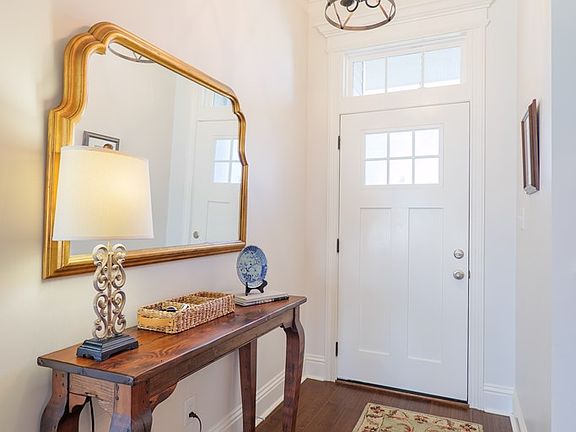 4th image of 4773 Amelia Cir