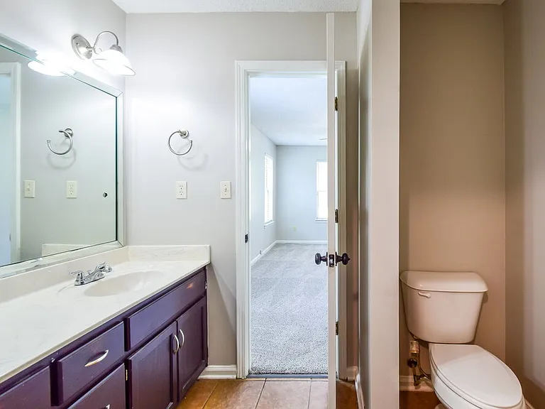 1862 Towson Ln — Photo 13