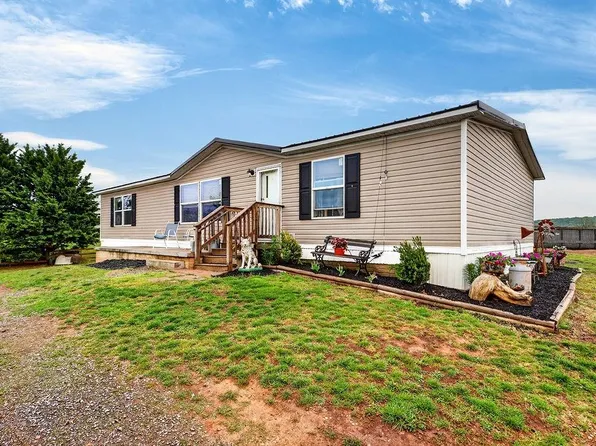 70 Middle Lane Rd, Grottoes, VA 24441