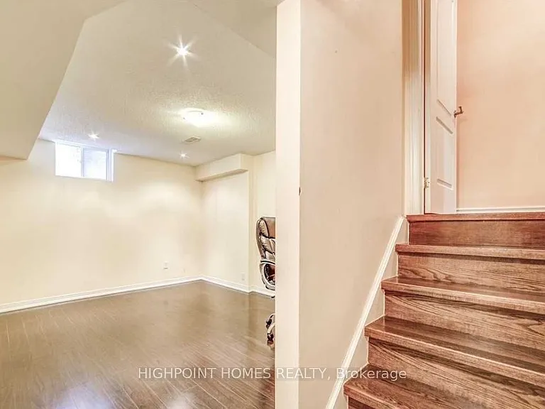 141 Pilkington Dr — Photo 17