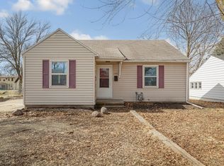 1042 S Oak Ave, Owatonna, MN 55060