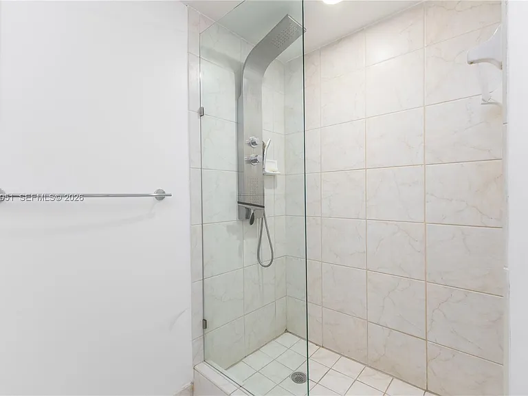 3180 SW 22nd St #501 — Photo 15