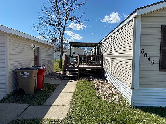 3rd image of 6045 S Canterbury Pl