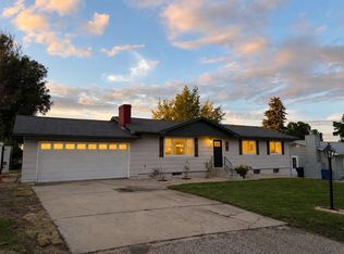851 Burton St, Sheridan, WY 82801