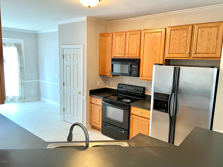 3719 Langston Blvd — Photo 4