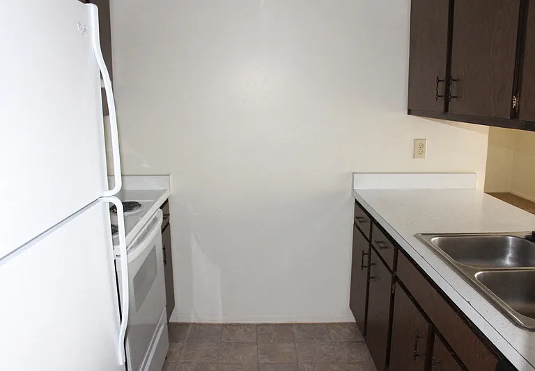 5835 Troy Villa Blvd — Photo 5