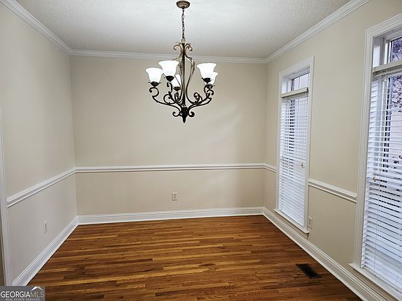 4th image of 122 High Ridge Dr