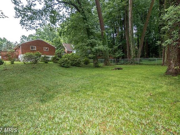 2nd image of 6500 Oakwood Dr