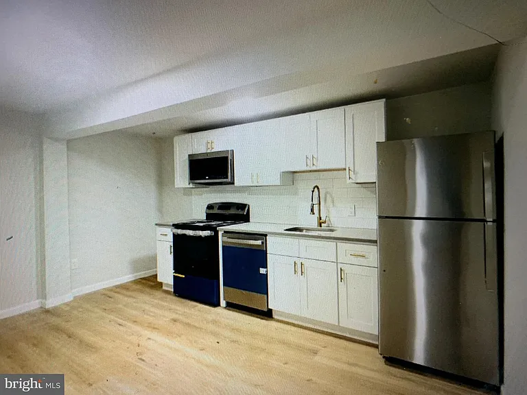 401 Blue Bell Rd #C — Photo 5