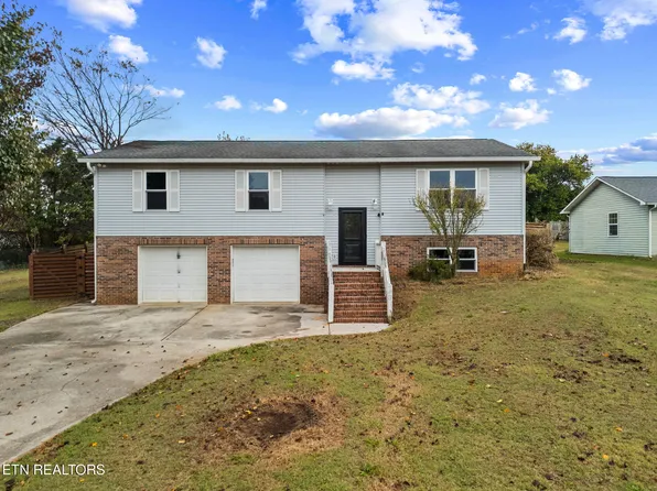 2344 Riverside Dr, Maryville, TN 37804