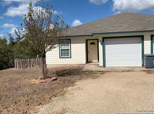 117 Oakridge Trl, Pipe Creek, TX 78063