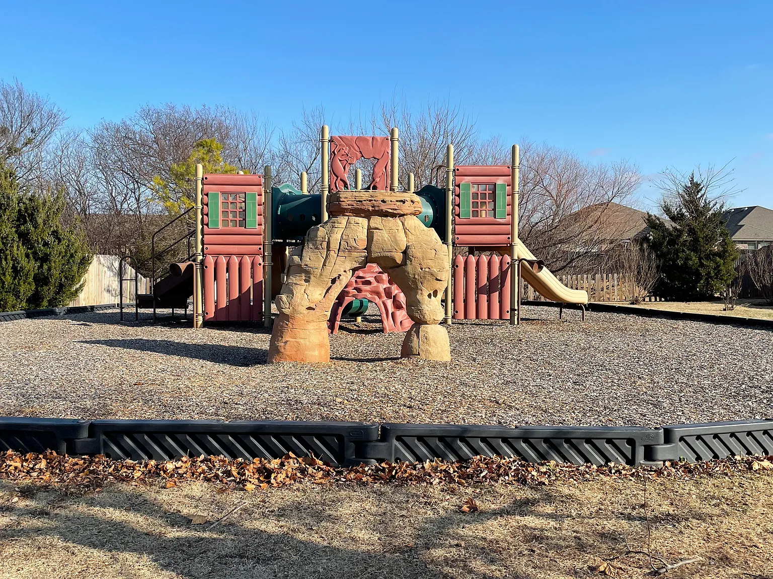 3 bed, 1385 sqft, $1,650 — Photo 4