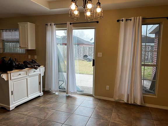 4th image of 2813 Diedorf Dr