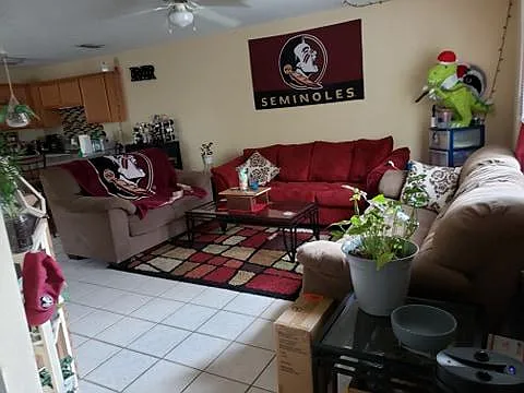 211 Fifield Ln — Photo 5