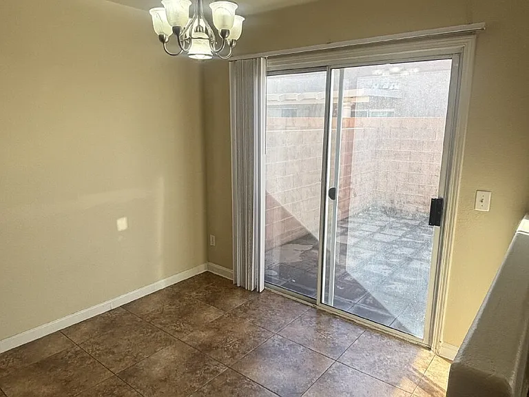 709 Spotted Eagle St — Photo 6