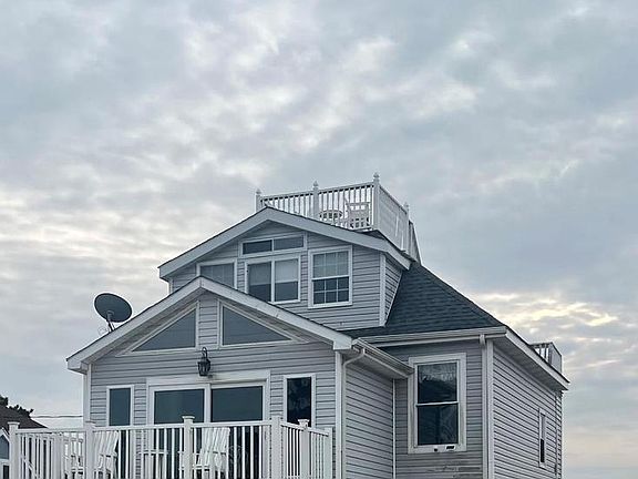 3rd image of 9248 Shore Dr