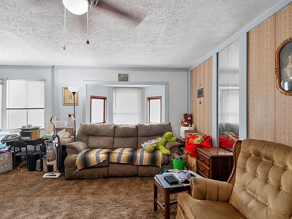 3rd image of 5203 Arrowhead Blvd