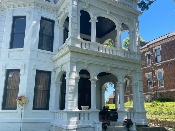 1311 Francis St #5, Saint Joseph, MO 64501