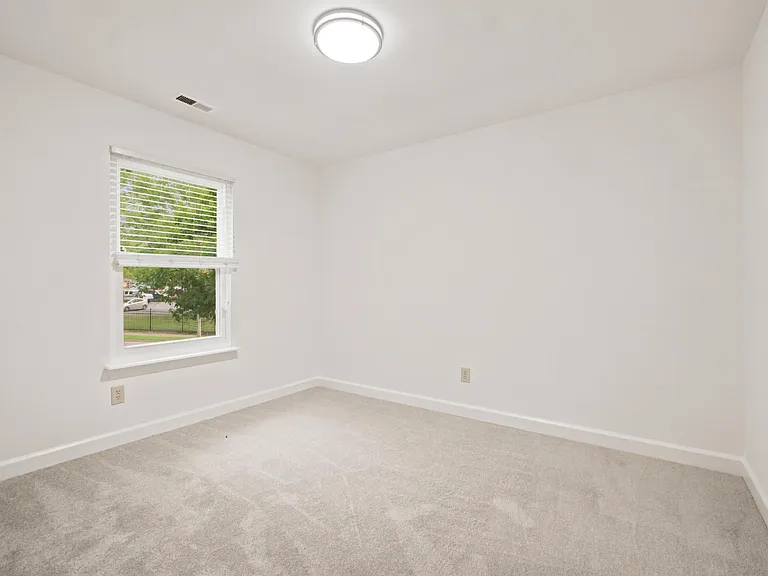 4300 Hickory Ridge Dr — Photo 34