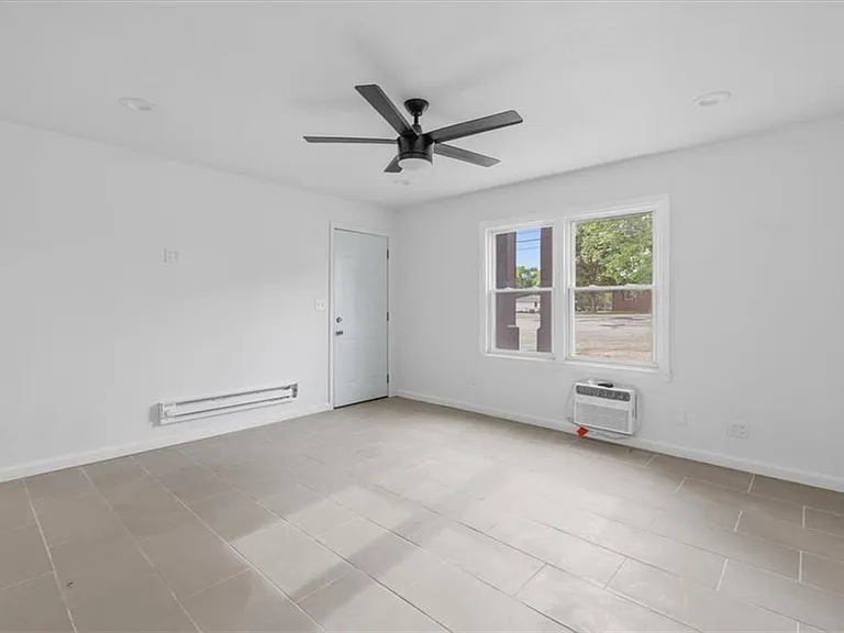 608 N College Dr #3 — Photo 20