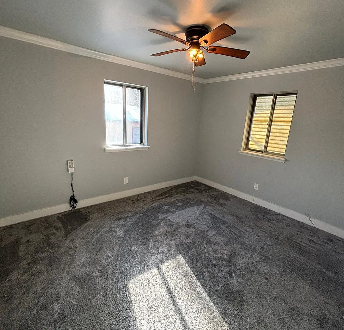 3 bed, 888 sqft, $1,075 — Photo 4