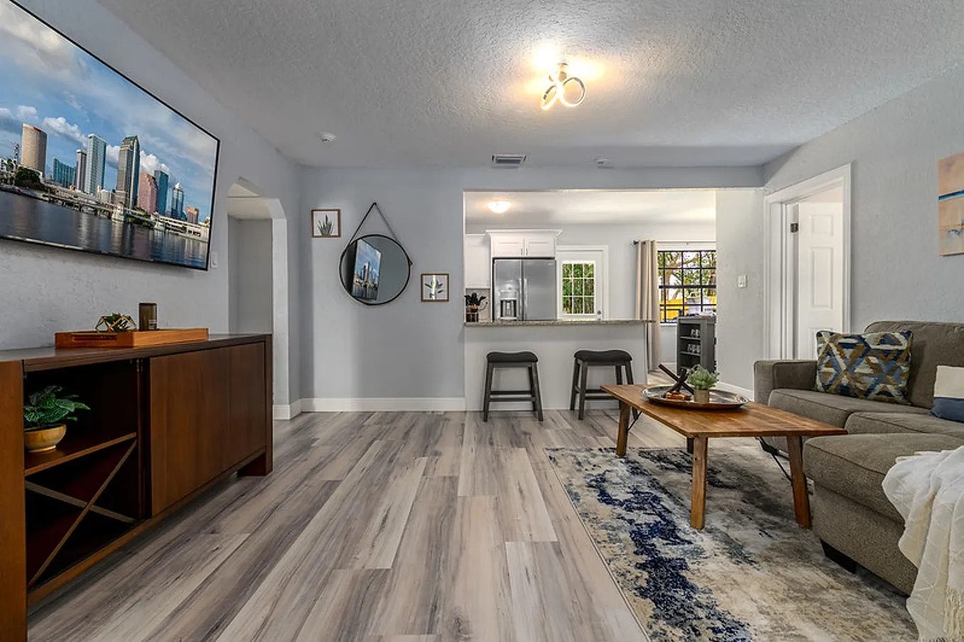 3 bed, $4,800 — Photo 4