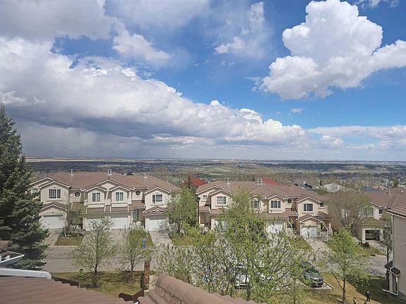 4th image of 78 Hamptons Line NW