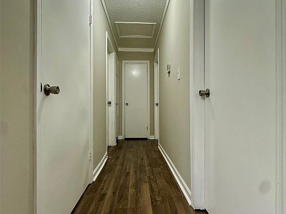 4th image of 628 Groveland Dr