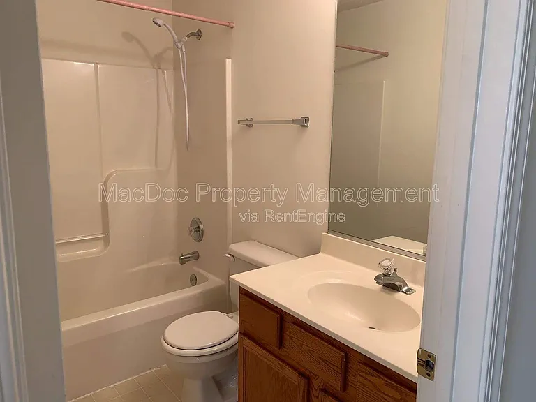 10506 Boxmeer Ct — Photo 12