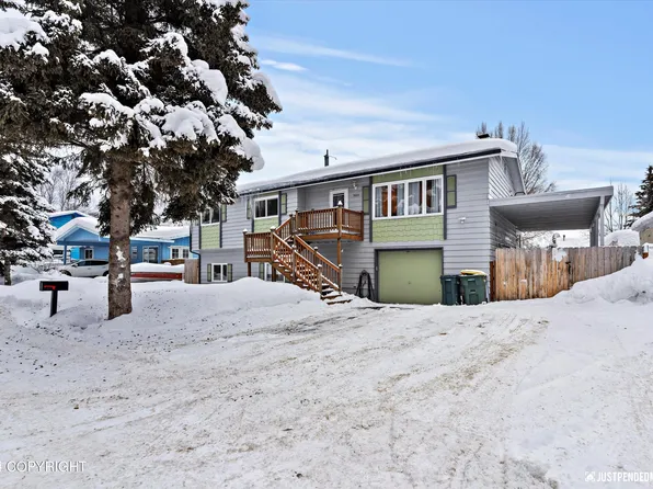 7621 Lotus Dr, Anchorage, AK 99502