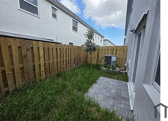 1082 SE 2nd Ter #57 — Photo 11