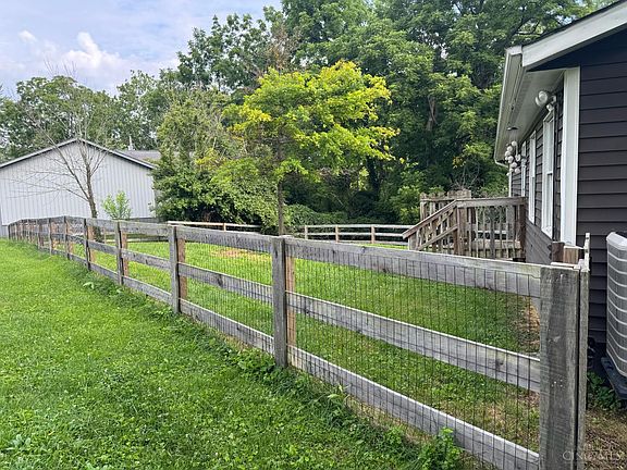 4th image of 5205 Belfast Owensville Rd