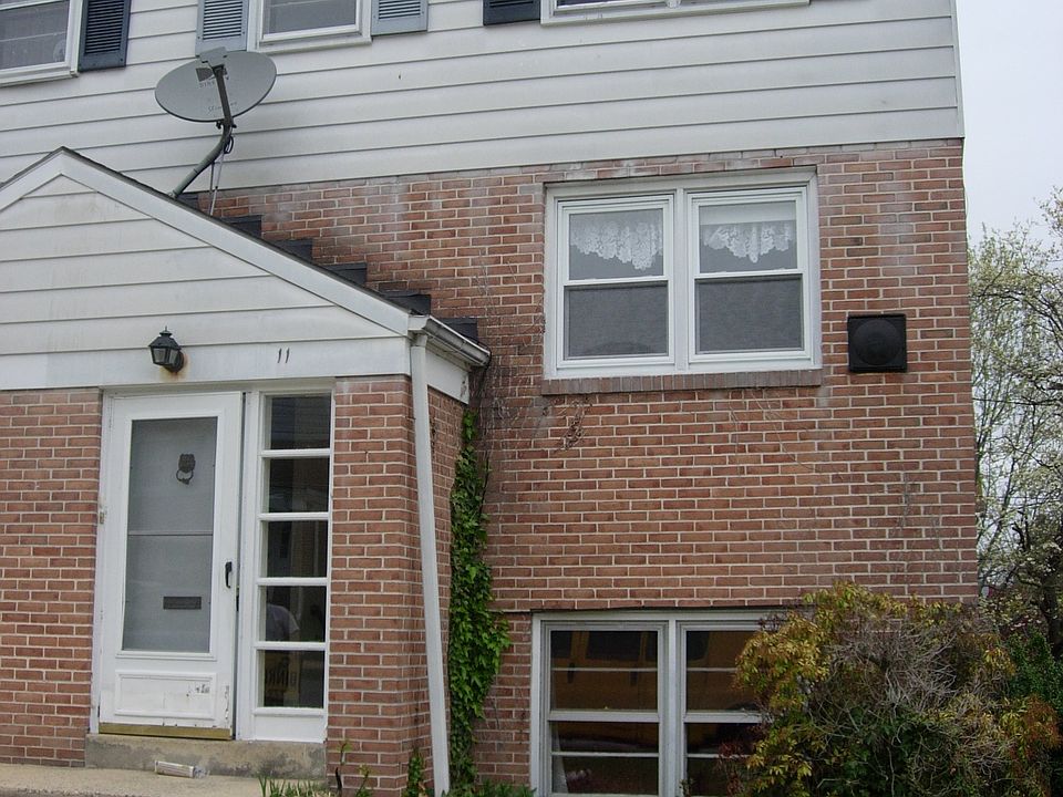 11 Hilbert Ct. Exterior