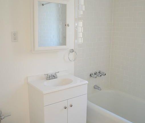 3rd image of 4705 45th St APT F9